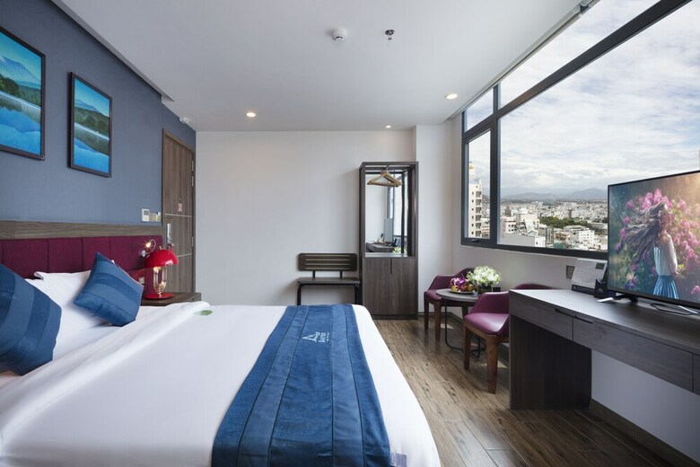 Hotel Aaron