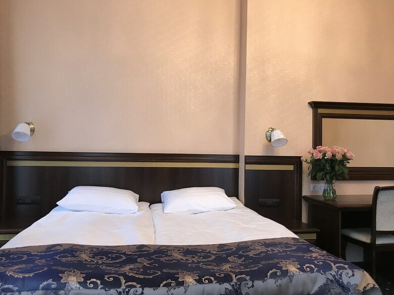 Sapphire Hotel