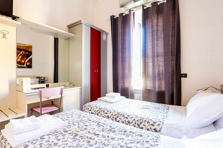 Hotel The Beehive