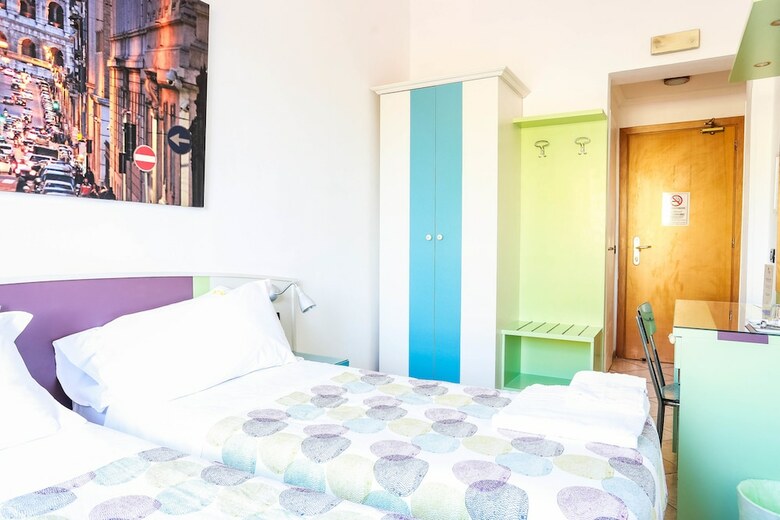 Hotel The Beehive
