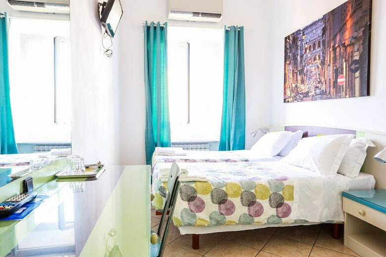 Hotel The Beehive