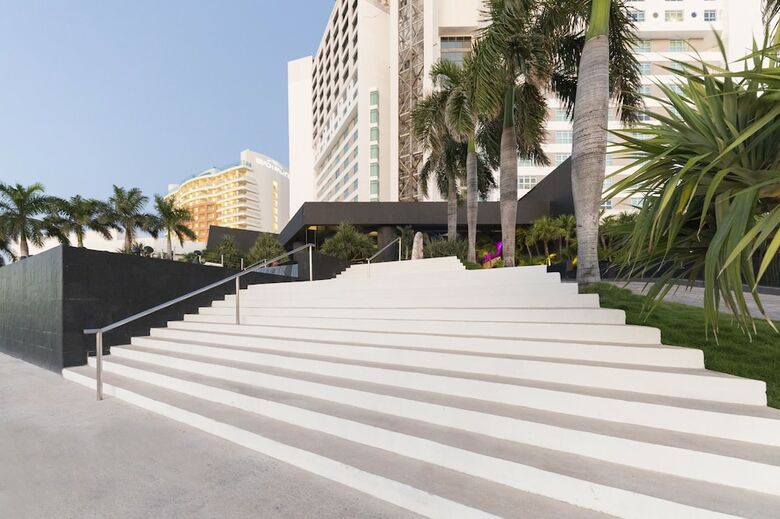 Hotel Melody Maker Cancun - All Inclusive