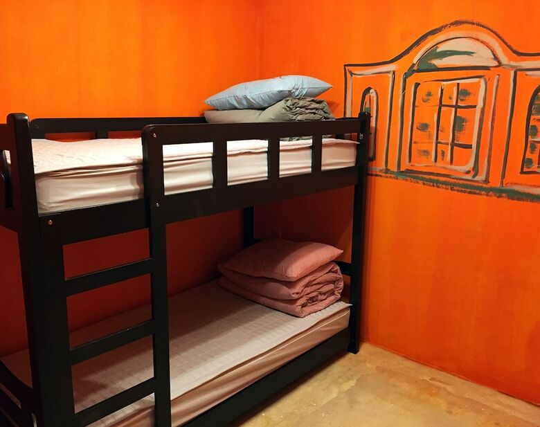 Hostal Sumsum Guest House - Hostel