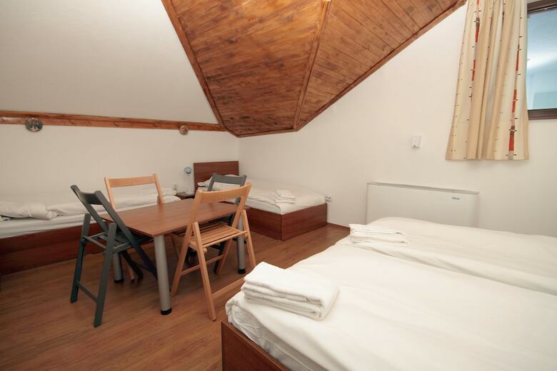 Hotel Yan Bibiyan Guest House