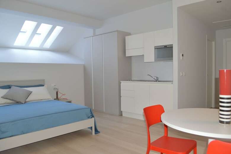 Hotel Trani Rent Rooms