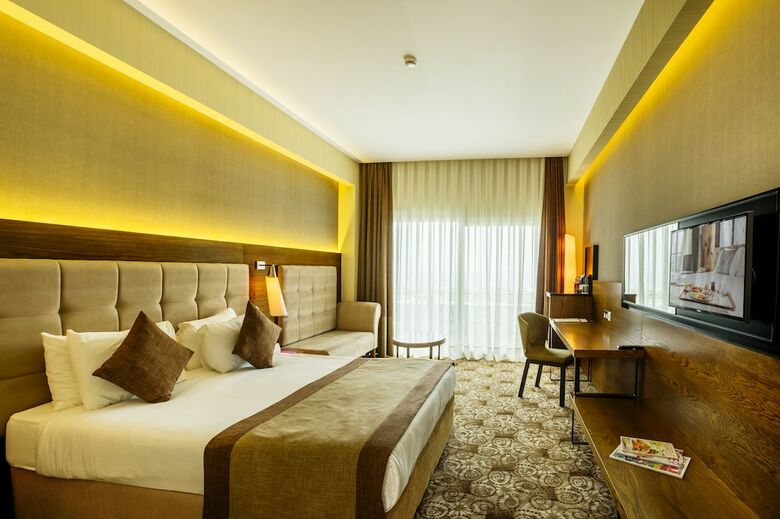 Malpas Hotel & Casino