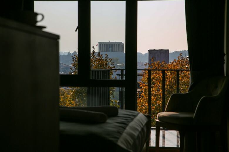 New Gate Hotel