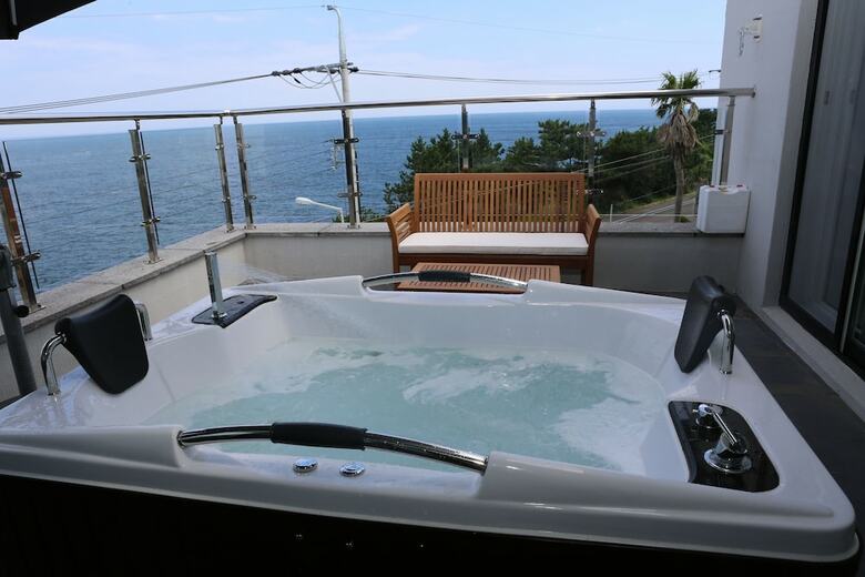 Plumeria Pension