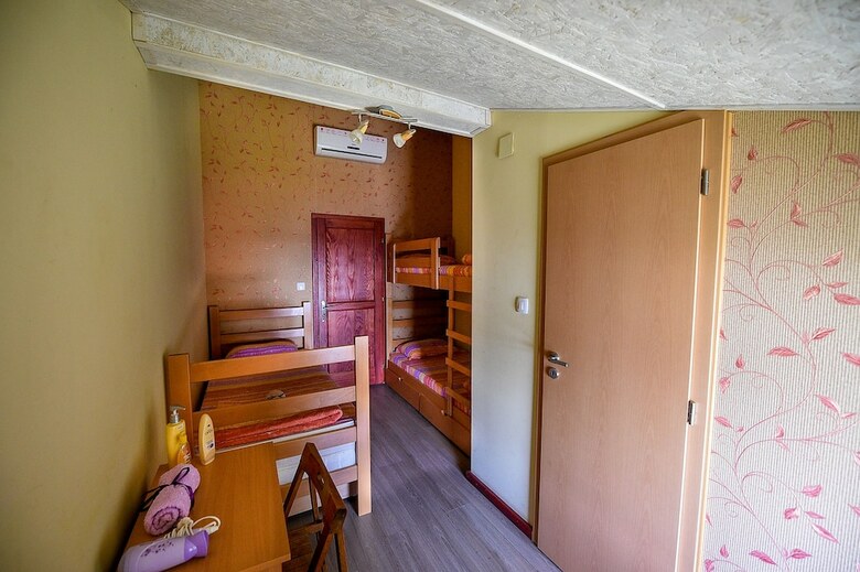 Hostal San Art Floating Hostel&apartments