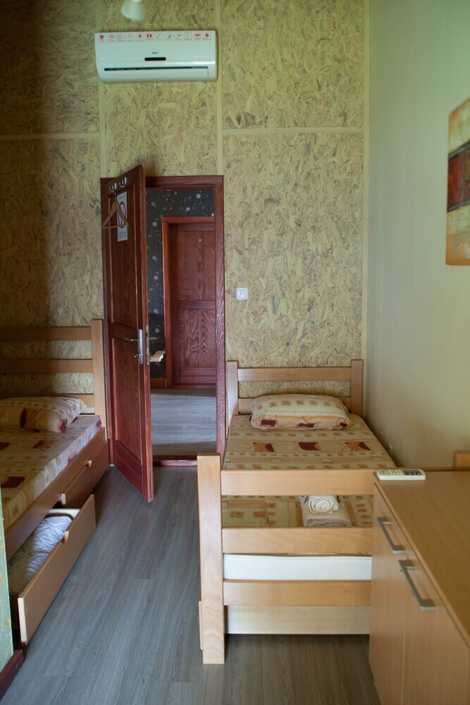 Hostal San Art Floating Hostel&apartments