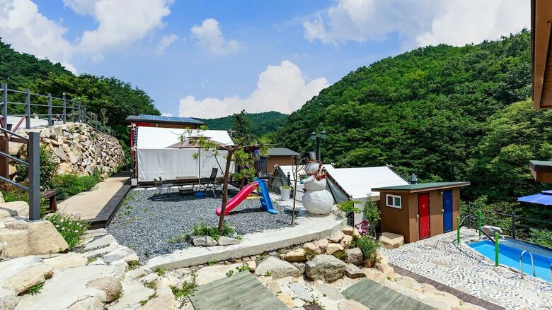 Gyeongju Rosso House Pension