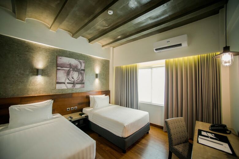 Double M Hotel