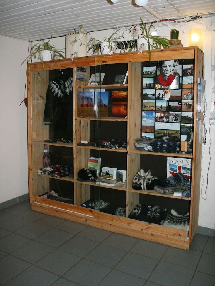 Hotel Brekkul�kur Guesthouse