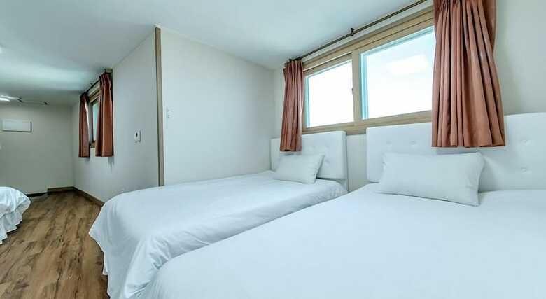 Jeju Skyhill Business Hotel