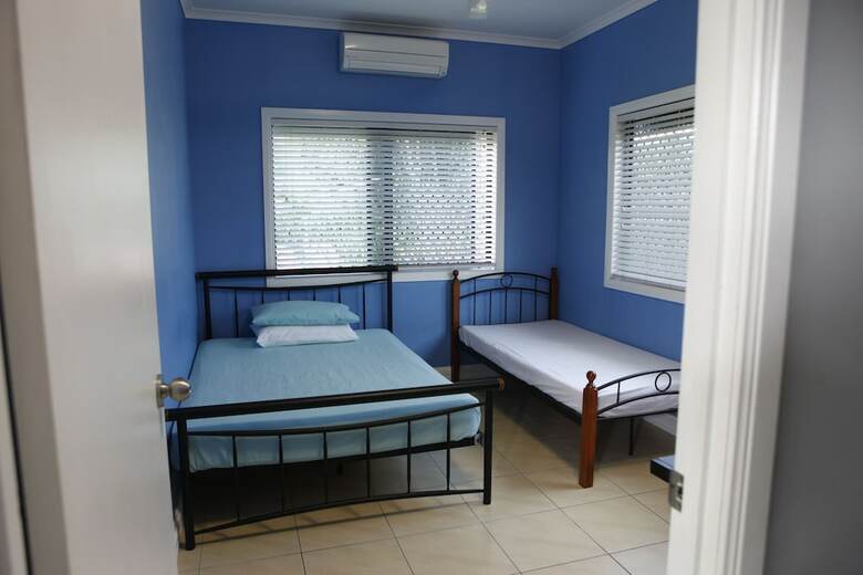 Hotel Happytourcairns Sharehouse