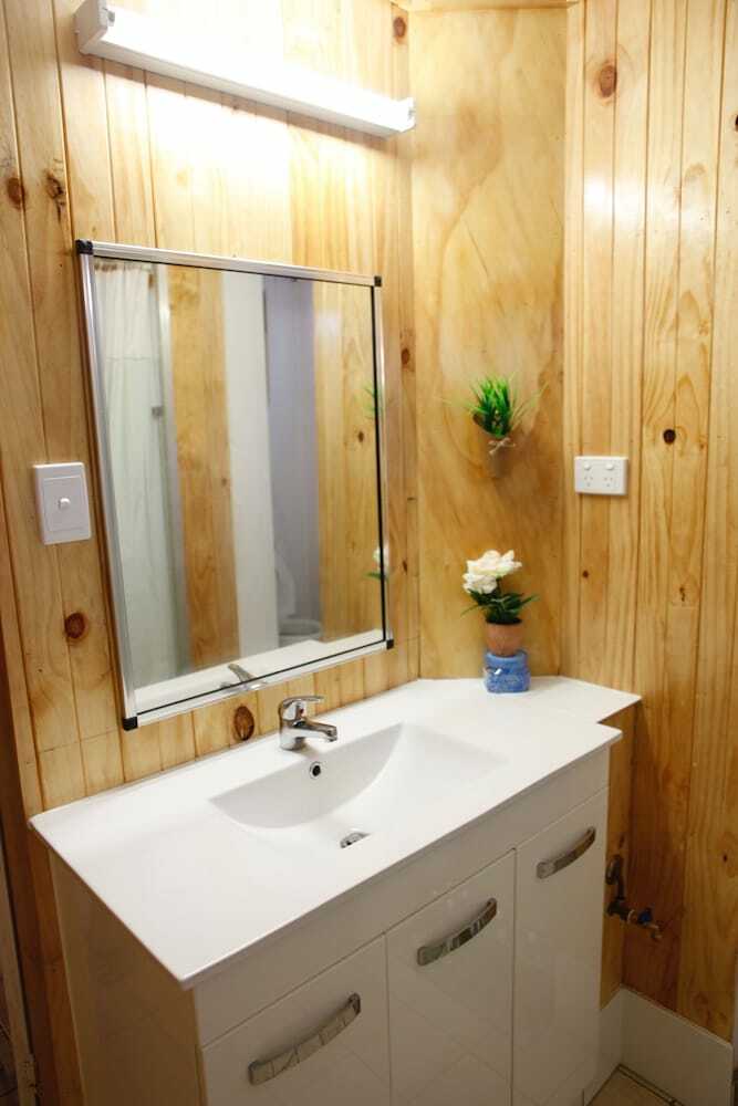 Hotel Happytourcairns Sharehouse