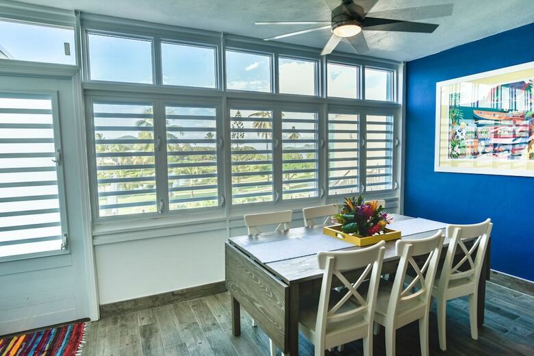 Apartamentos Beachfront Villas At Crystal Cove