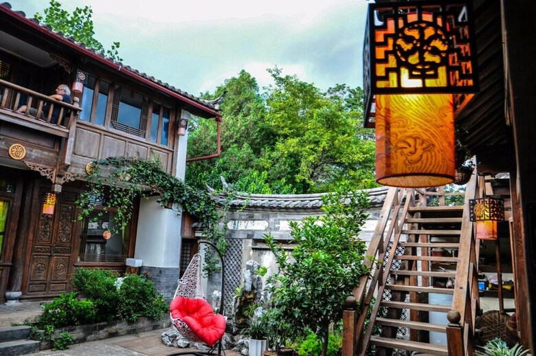 Hotel Village Green Inn