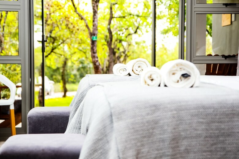 Bed & Breakfast Bushbaby Lodge At Nkonyeni
