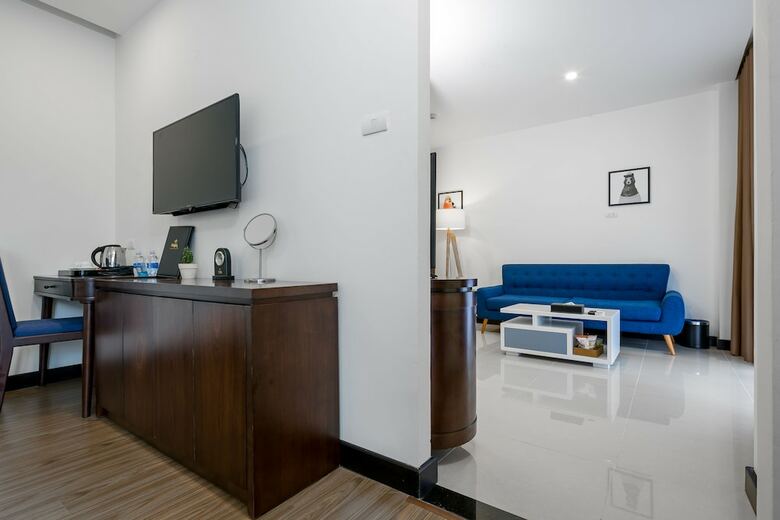 Haka Hotel & Apartment