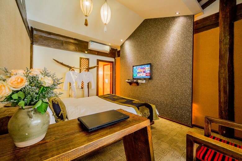 Hostal Lirenju Zhenpin Inn