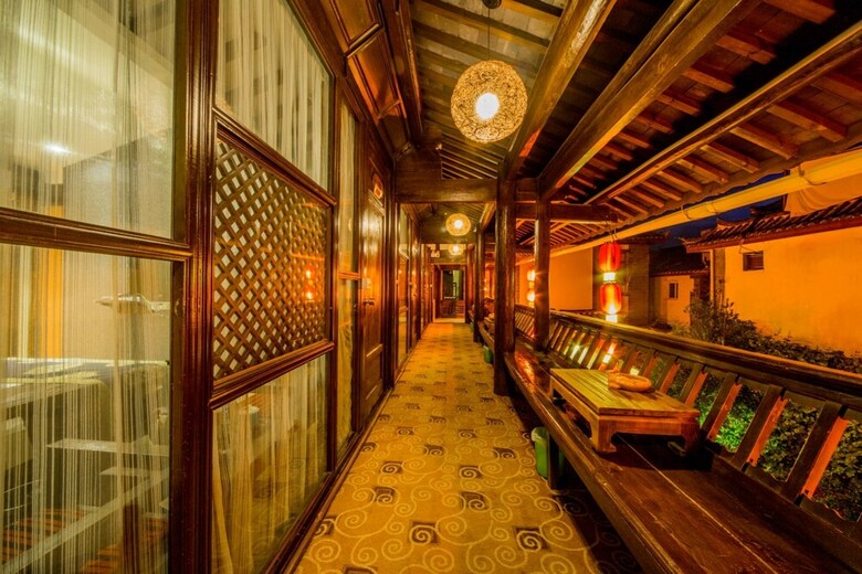 Hostal Lirenju Zhenpin Inn