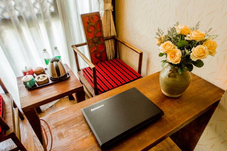 Hostal Lirenju Zhenpin Inn