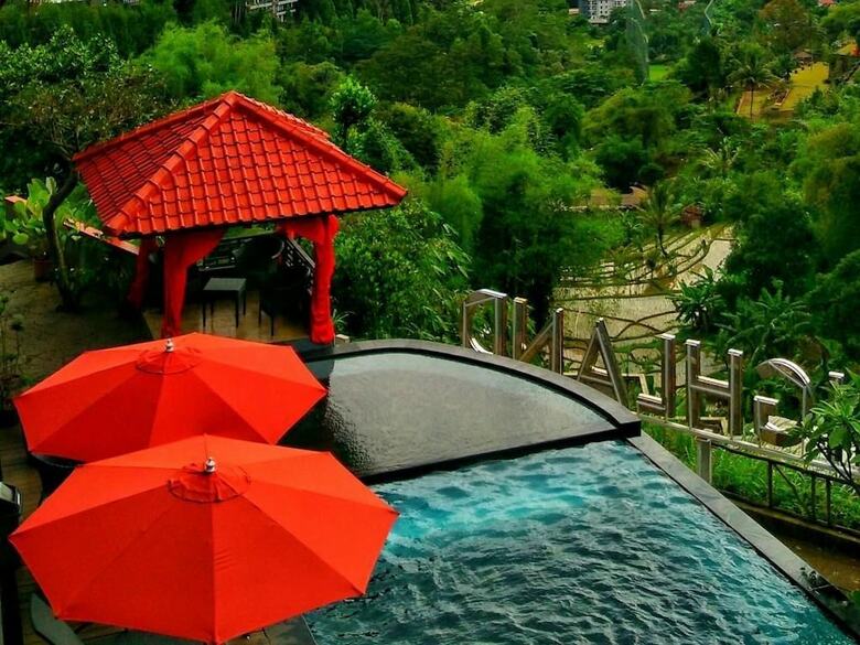 Hotel Dago Highland Resort