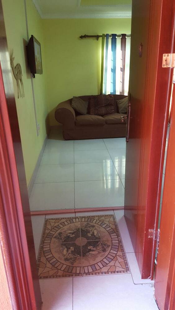 Hotel Mathlyn Guest House