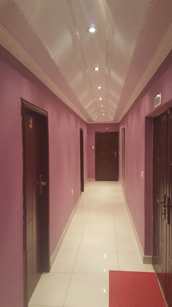 Hotel Mathlyn Guest House