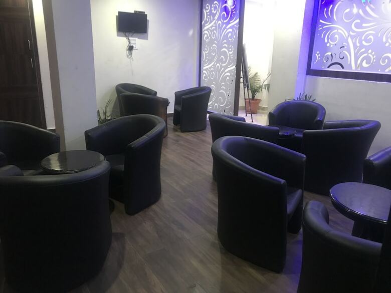 Hotel Triund Heights
