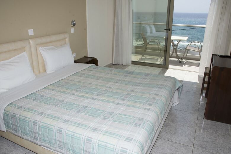 Hotel Creta Mare