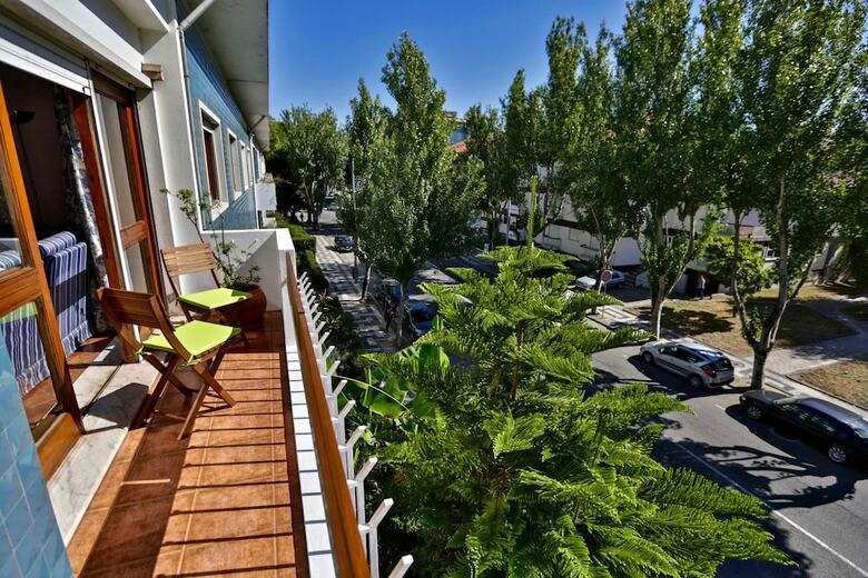 Apartamentos Quatro Anas Hostel