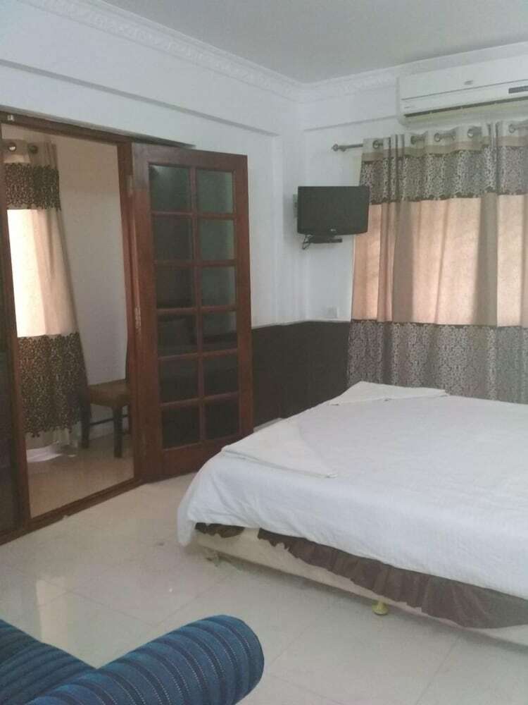 Hotel Sai Pavilion