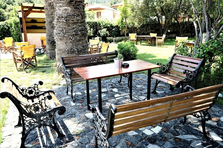 Pension Karvounoskala