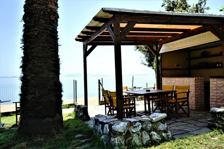 Pension Karvounoskala
