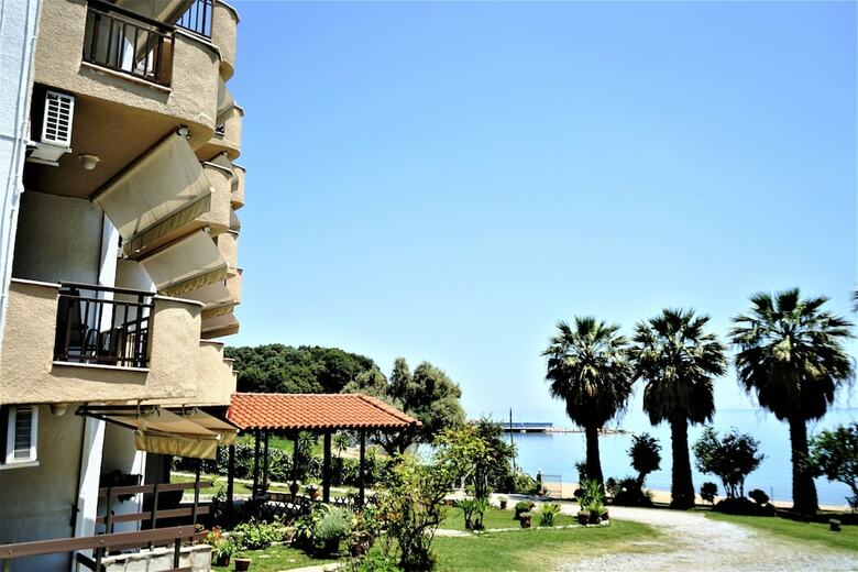 Pension Karvounoskala