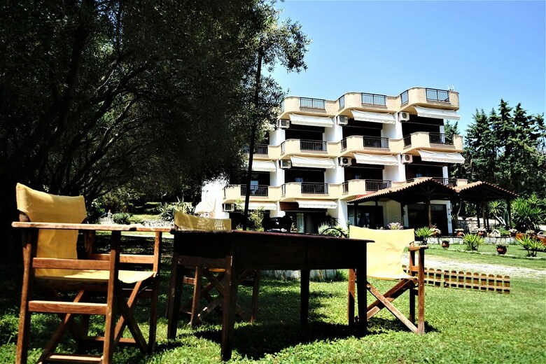 Pension Karvounoskala