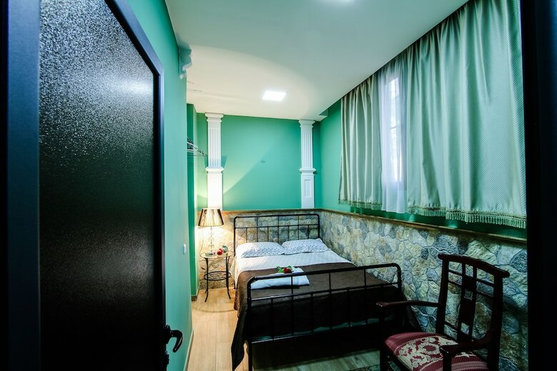 Hostal Mga Hostel & Tours
