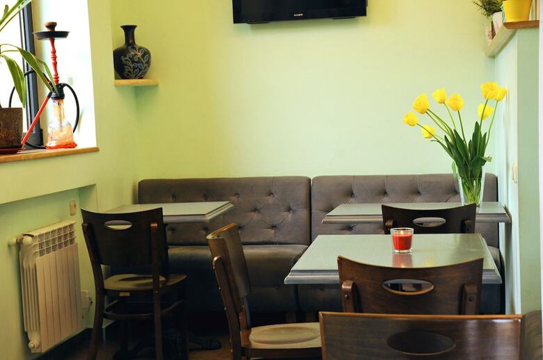 Hostal Mga Hostel & Tours