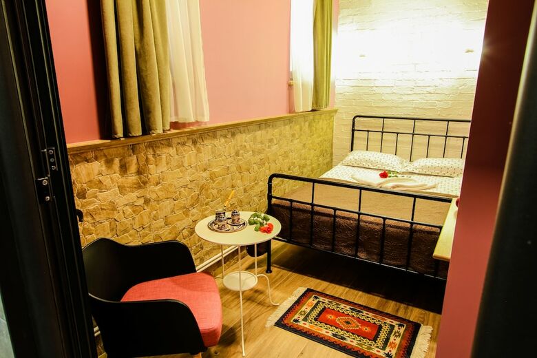 Hostal Mga Hostel & Tours