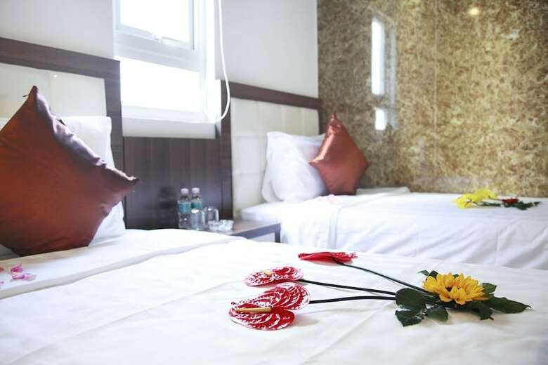 Rich Hotel