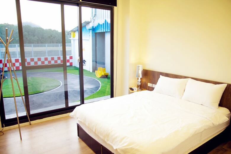 Bed & Breakfast Dou House