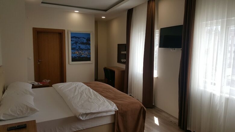 Sanli Hotel Blue
