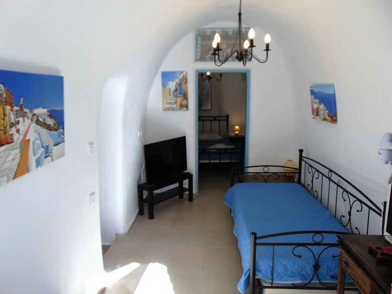 Hotel Angels Traditional Houses