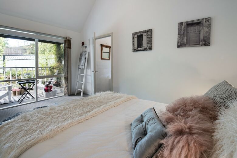Cottage At 4a