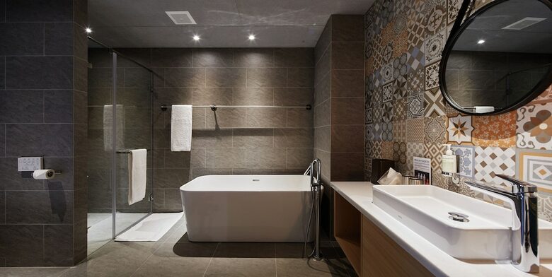 U.i.j Hotel & Hostel