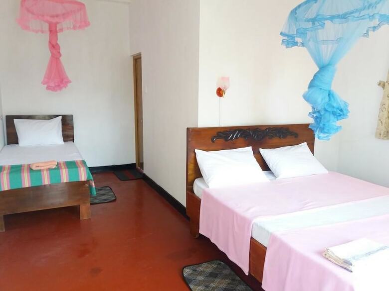 Hotel Senevi 9 Arch Homestay