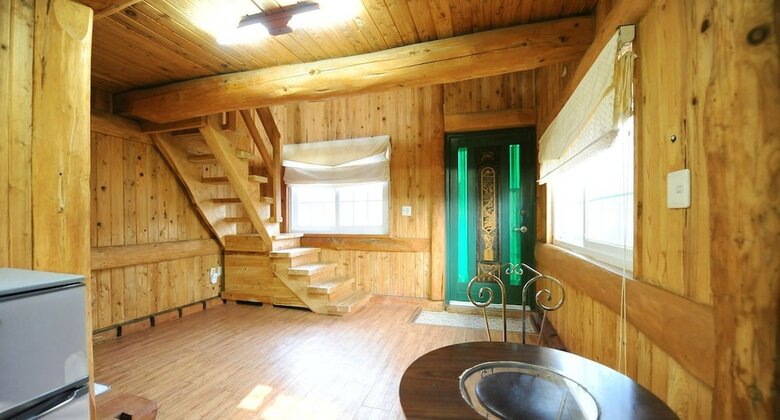 Jeju Log Pension