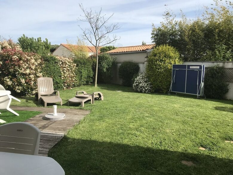 Villa Le Logis Du Maine Donne